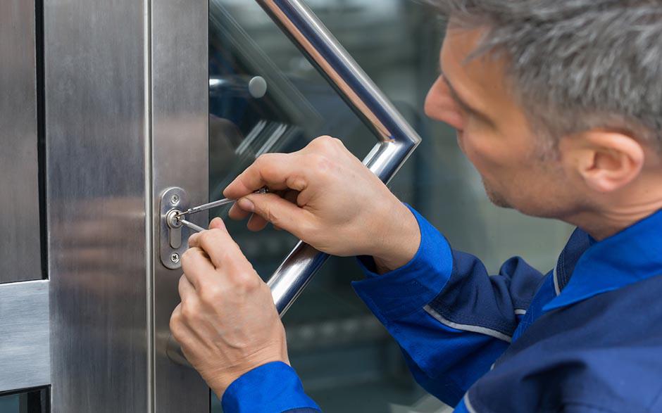 artisan serrurier ouverture de porte Draveil